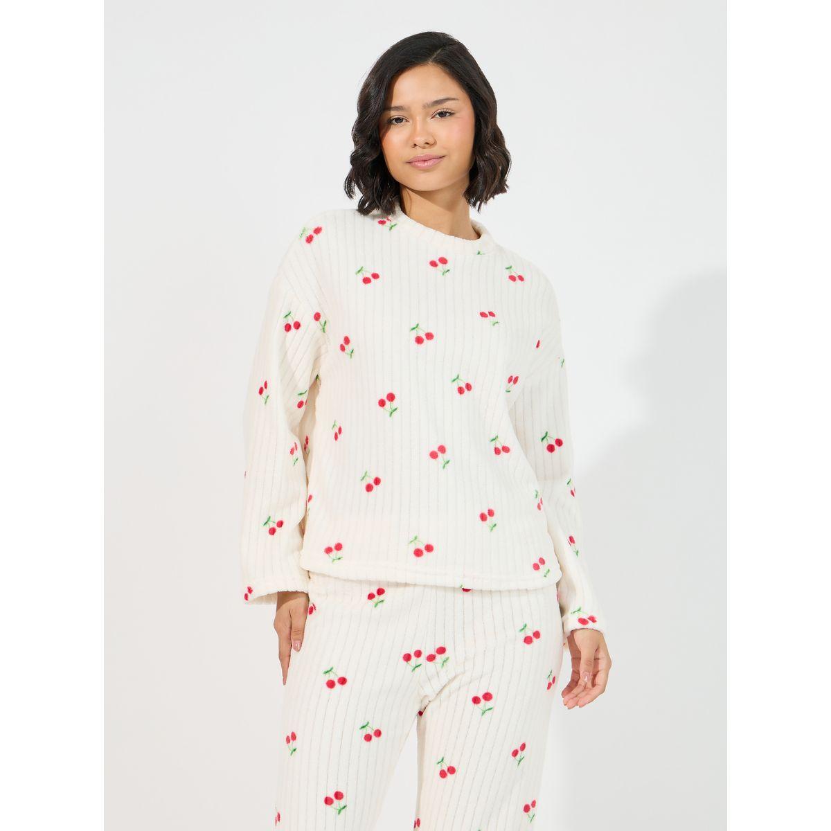 Styli Unwind Fleece Rib Cherry Print Top & Pyjama Set-women-clothing-nightwear-pyjamas-longsets-image-2