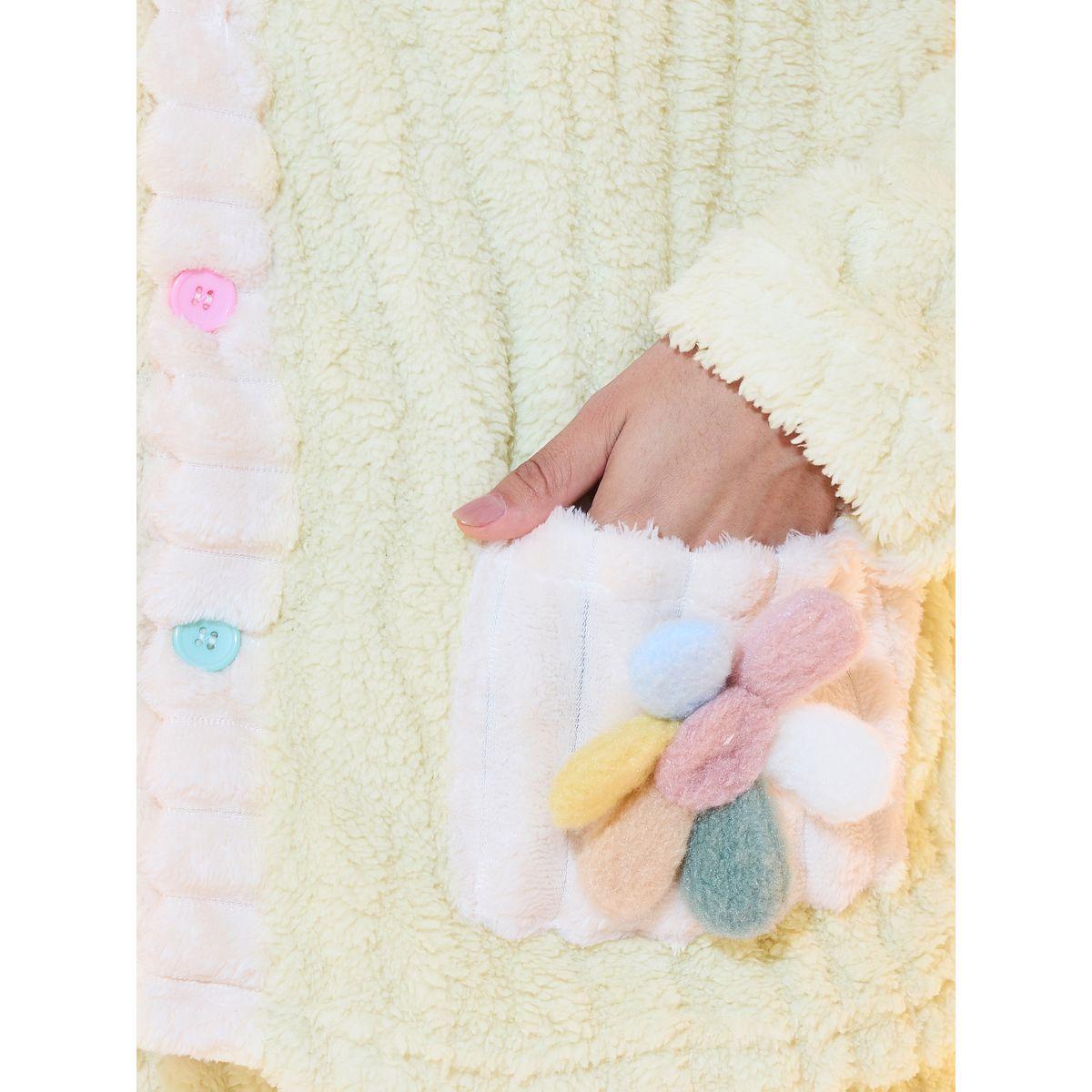 طقم من بنطال بيجاما مع بلوزة فليس مزينة بزهور-women-clothing-nightwear-pyjamas-longsets-image-3