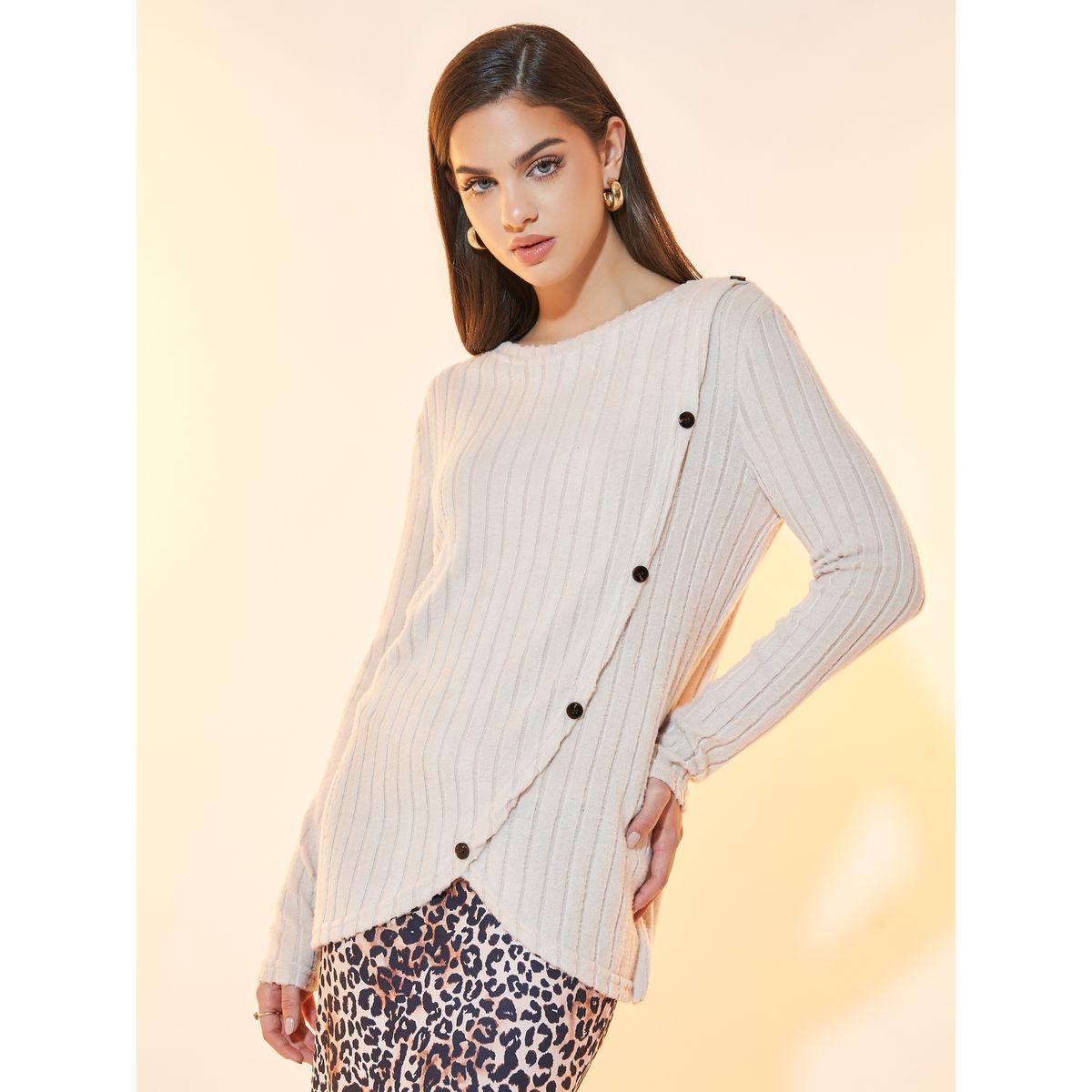 Styli Asymmetric Hem Button Detail Textured Knit Top-women-clothing-shirtsandblouses-blouses-image-1