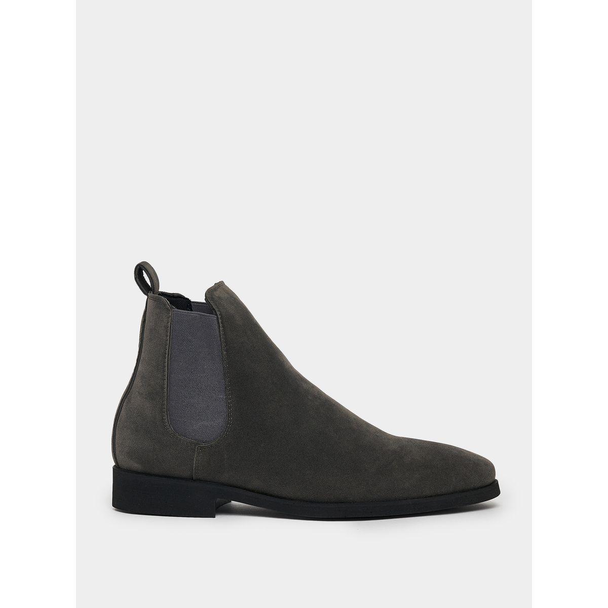 حذاء بوت تشيلسي مزين بحلية-men-shoes-boots-image-1