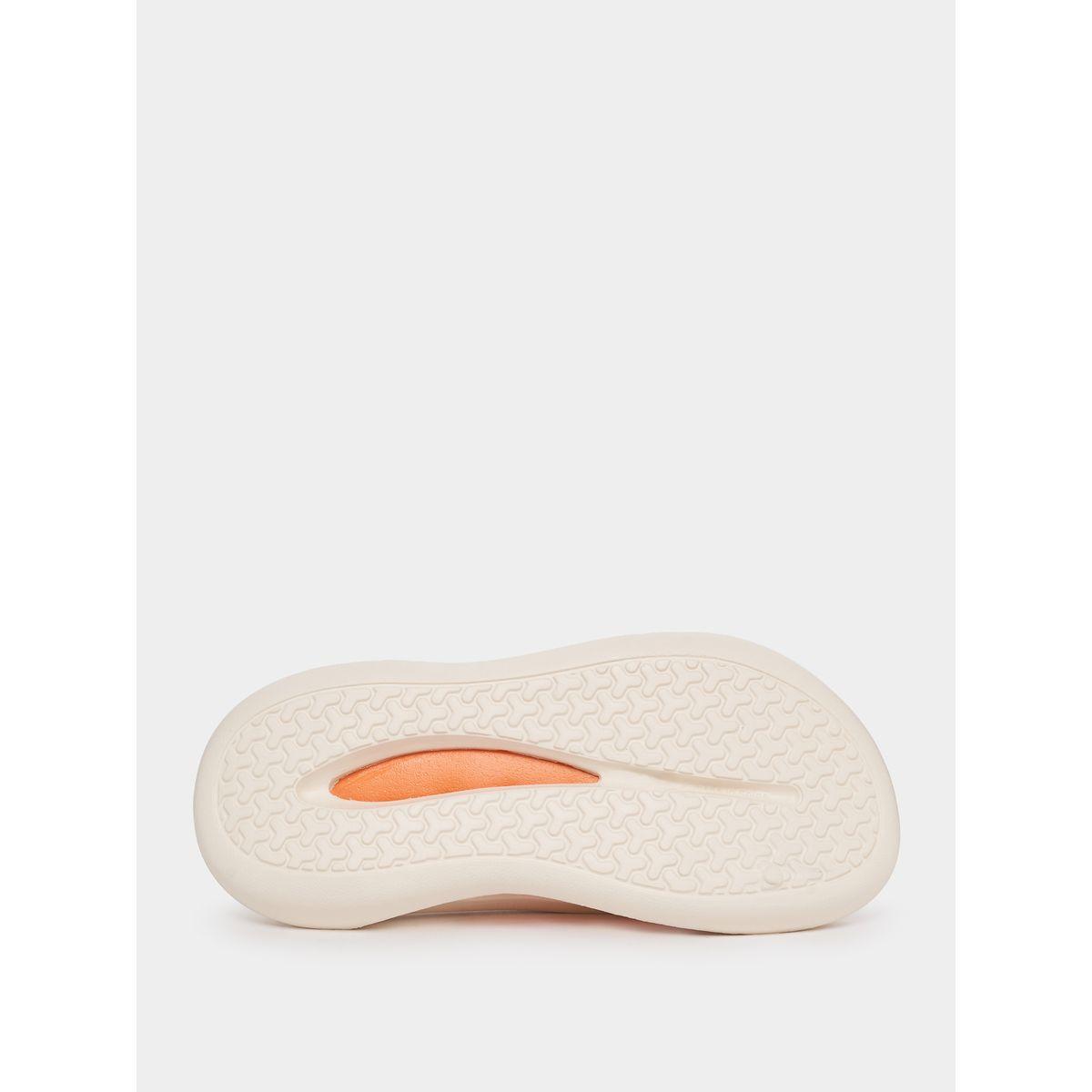 شبشب بنعل بلاتفورم وفتحات-men-shoes-flipflopsandslides-image-1