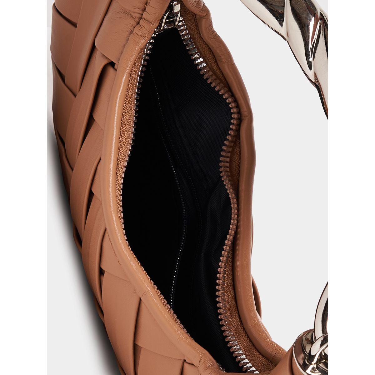 شنطة يد بتفاصيل بارزة الملمس-women-bagsandwallets-handbags-image-4