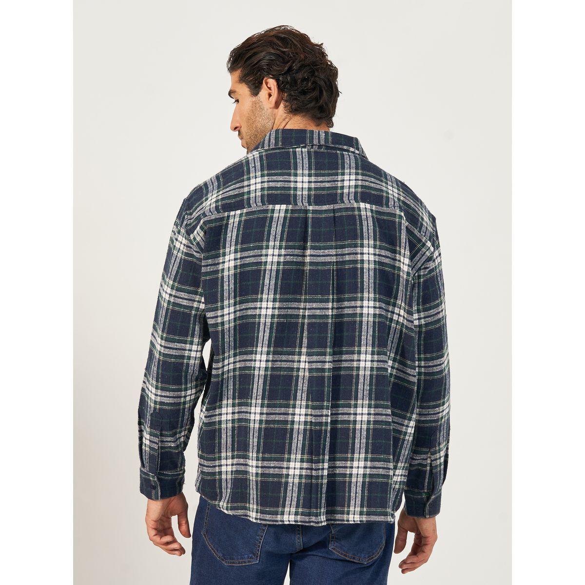 قميص بقصة مريحة وأكمام طويلة-men-clothing-shirts-image-4