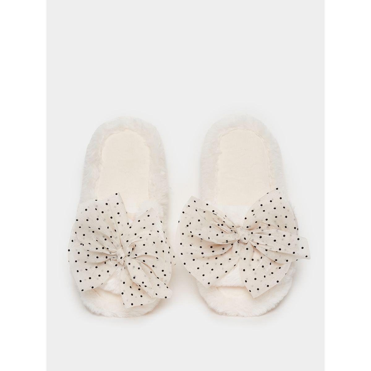 Styli Polka Dot Bow Design Fluffy Bedroom Slippers-women-shoes-bedroomslippers-image-6