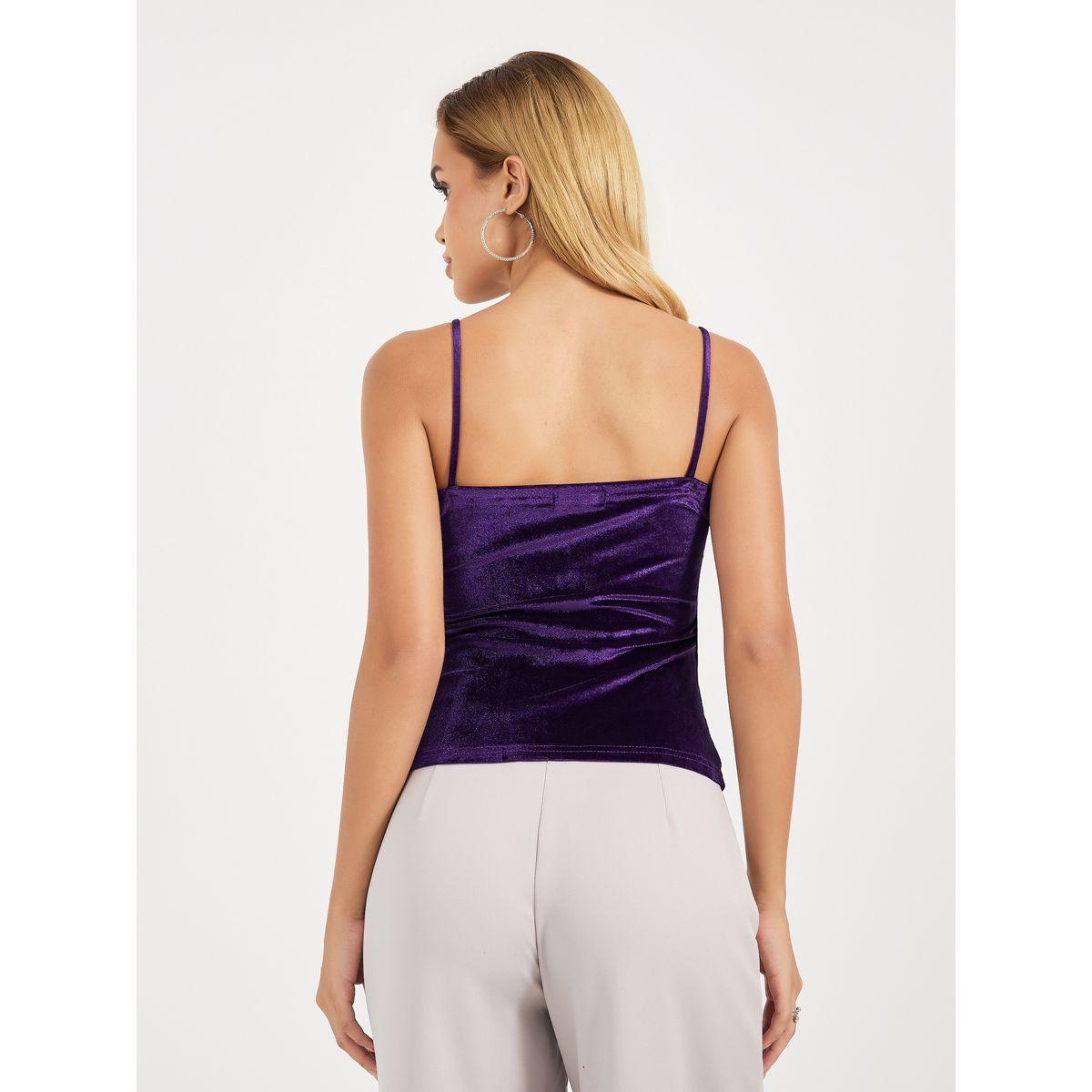 بلوزة كامي بمظهر مخملي مع حمالات رفيعة-women-clothing-tshirts-image-5