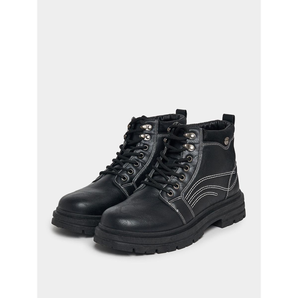 Styli Vintage Round Toe Embroidered Ankle Boots-men-shoes-boots-image-2