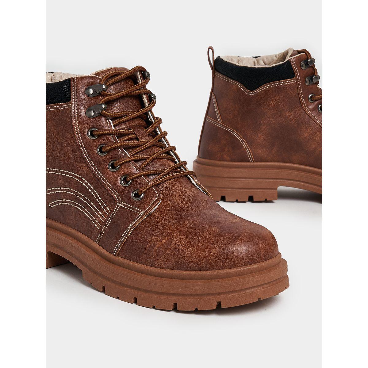 Styli Vintage Round Toe Embroidered Ankle Boots-men-shoes-boots-image-3
