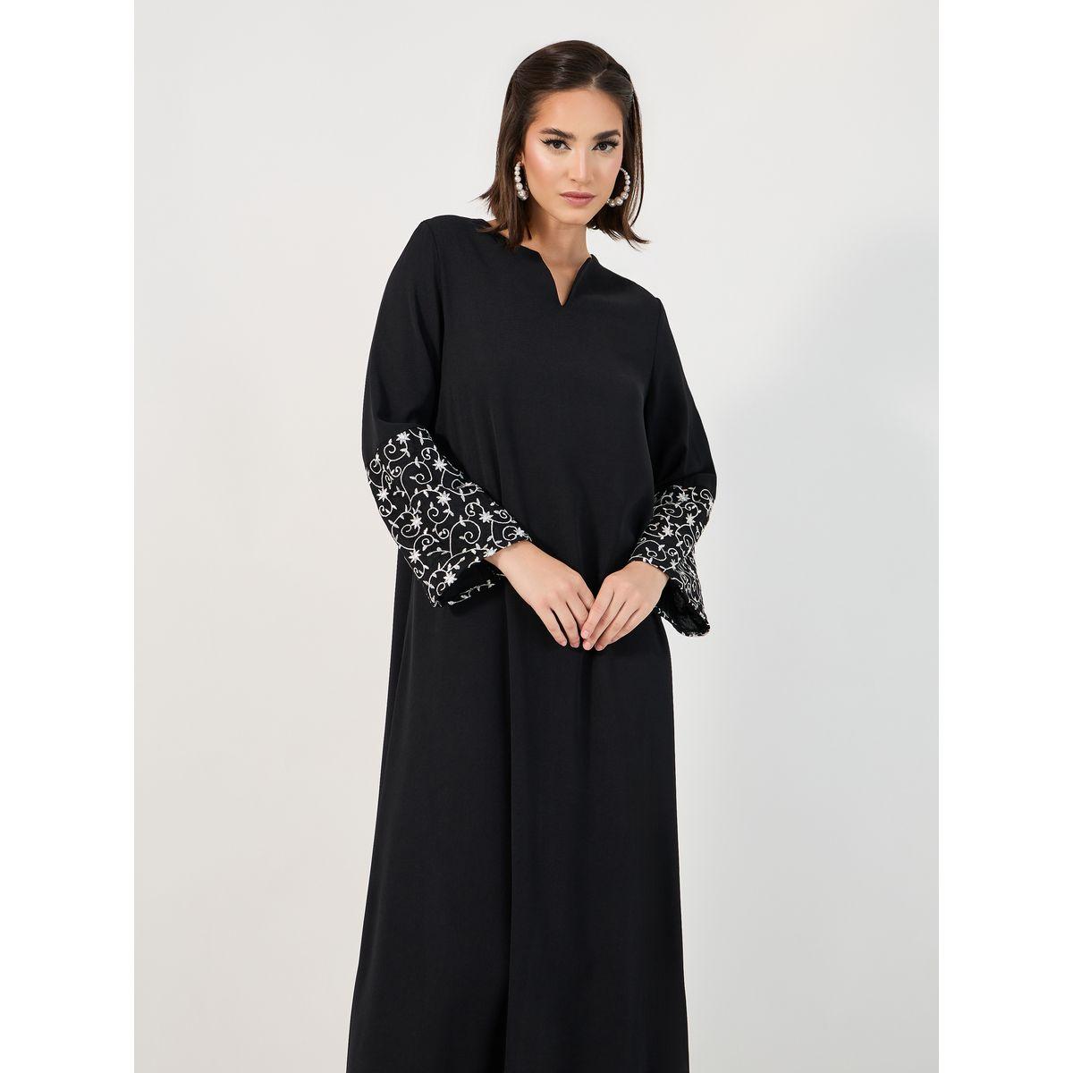 جلابية بأكمام طويلة وحواف بأساور مُطرّزة-women-arabicclothing-jalabiyas-image-5