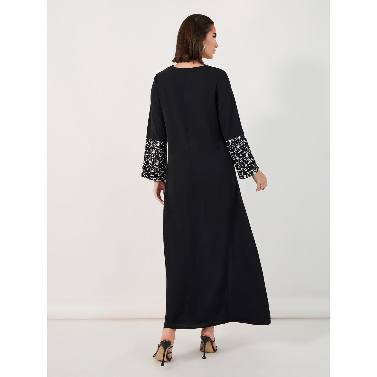 جلابية بأكمام طويلة وحواف بأساور مُطرّزة-women-arabicclothing-jalabiyas-image-6