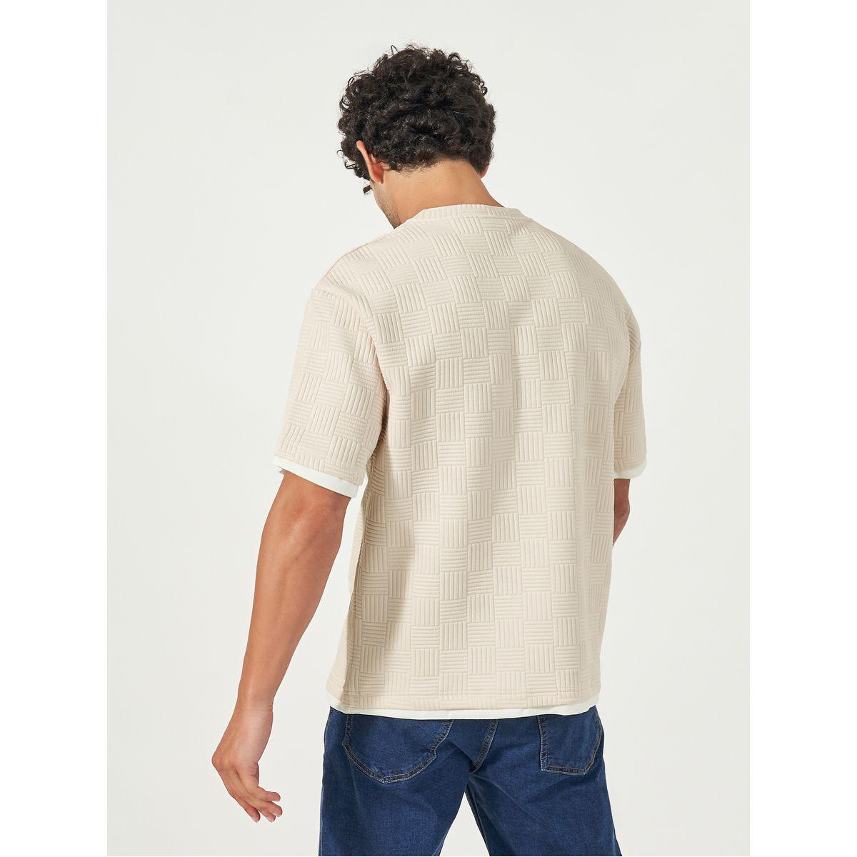 تيشيرت فضفاض بتفاصيل بارزة الملمس-men-clothing-tshirtsandpolos-tshirts-image-4