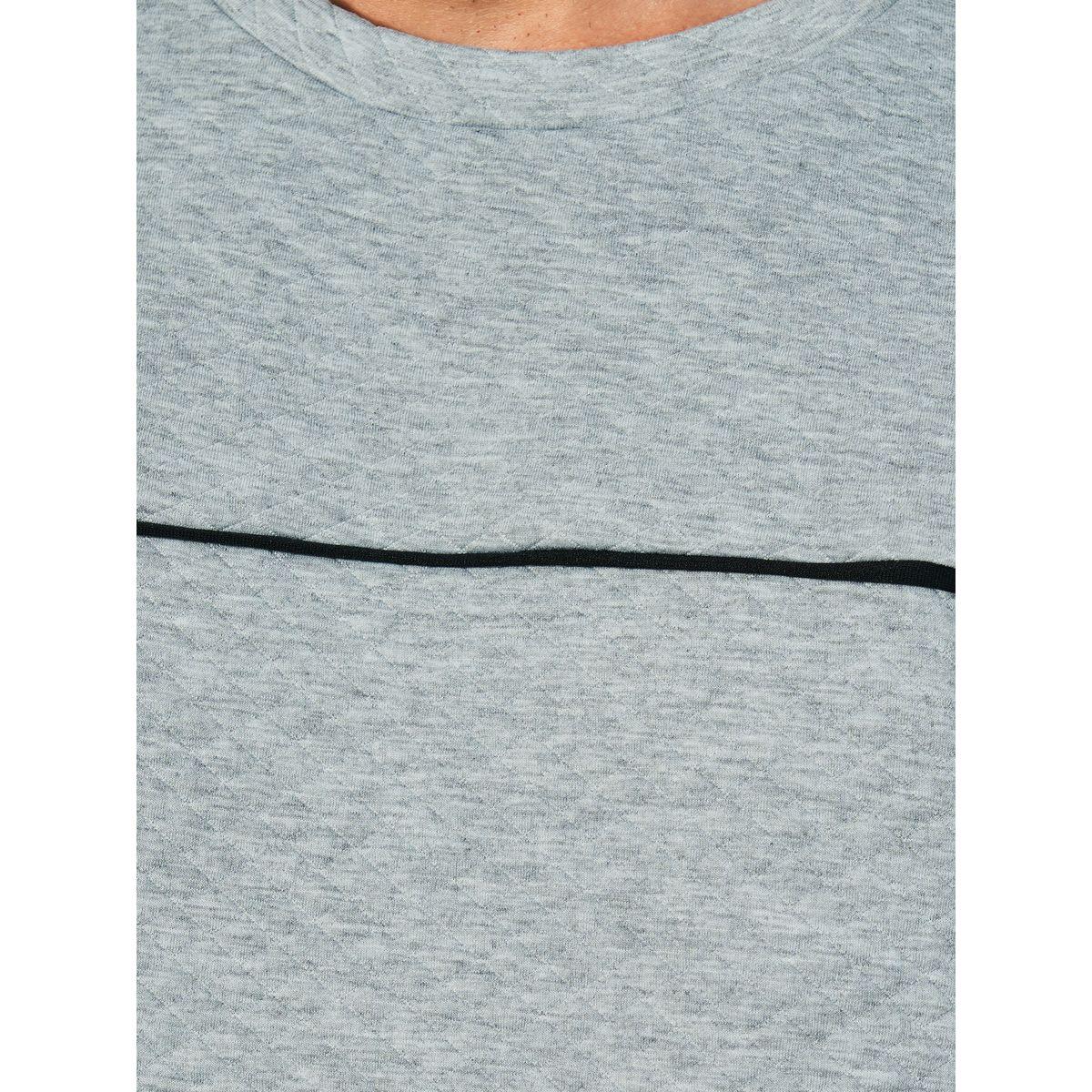 Styli Quilted Texture Contrast Piping Insert Oversized T-Shirt-men-clothing-tshirtsandpolos-tshirts-image-3