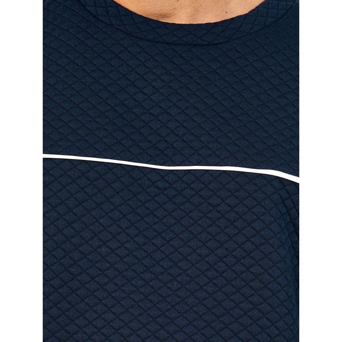 Styli Quilted Texture Contrast Piping Insert Oversized T-Shirt-men-clothing-tshirtsandpolos-tshirts-image-3