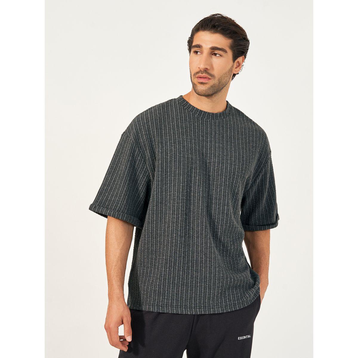 تيشيرت مُجسم سيرساكر مع أكمام ملفوفة-men-clothing-tshirtsandpolos-tshirts-image-1