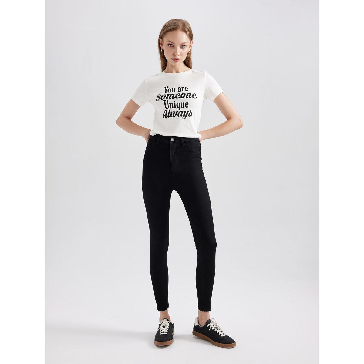 جينز قصير بقصة سكيني وخصر عالي ديفاكتو × ستايلي-women-clothing-bottoms-jeans-image-1