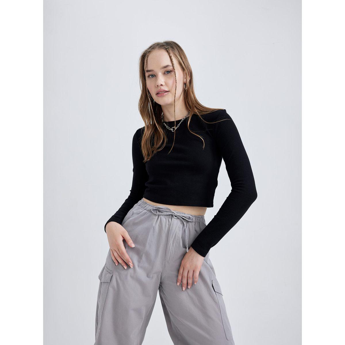 تيشيرت قصير بتفاصيل مضلعة وأكمام طويلة ديفاكتو × ستايلي-women-clothing-tshirts-image-1