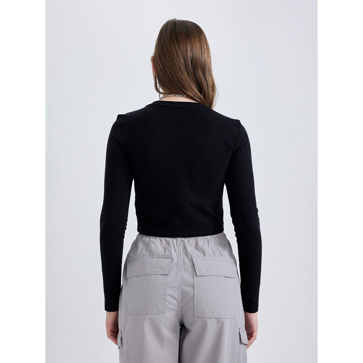 تيشيرت قصير بتفاصيل مضلعة وأكمام طويلة ديفاكتو × ستايلي-women-clothing-tshirts-image-5
