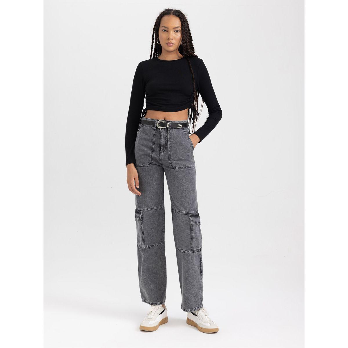 DeFacto X Styli  Side Ruched Fitted Crop T-Shirt-women-clothing-tshirts-image-5
