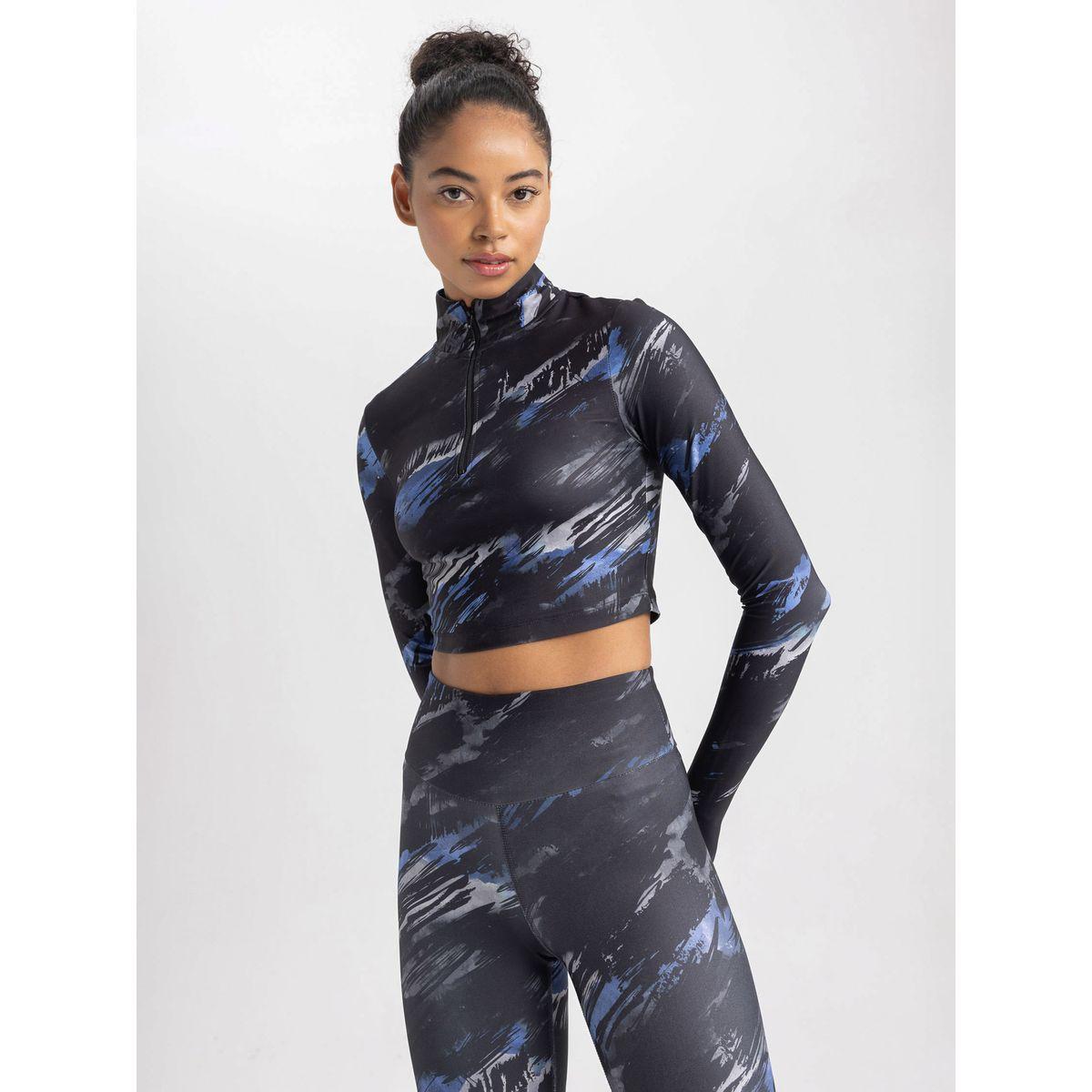 DeFacto X Styli  Crop Sheer Digital Print Patterned Long Sleeves T-Shirt-women-clothing-tshirts-image-3