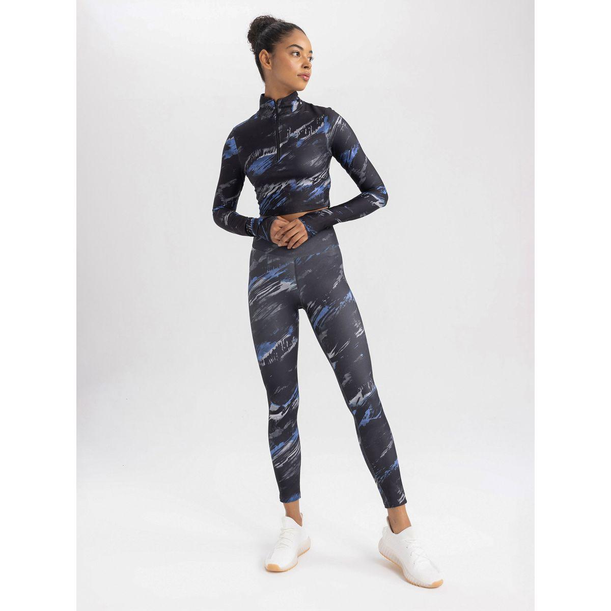 تيشيرت قصير مطبع بطبعة رقمية وأكمام طويلة ديفاكتو × ستايلي-women-clothing-tshirts-image-6