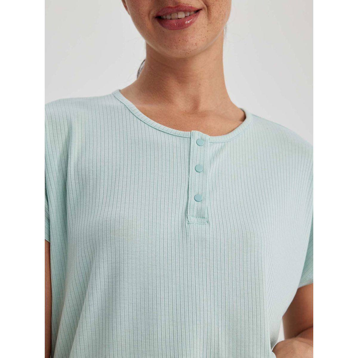 DeFacto X Styli  Textured Round Neck T-Shirt & Shorts Set-women-clothing-nightwear-pyjamas-shortsets-image-4