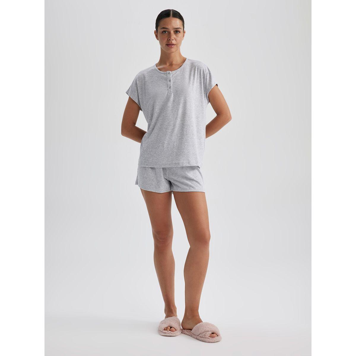 DeFacto X Styli  Textured Round Neck T-Shirt & Shorts Set-women-clothing-nightwear-pyjamas-shortsets-image-2