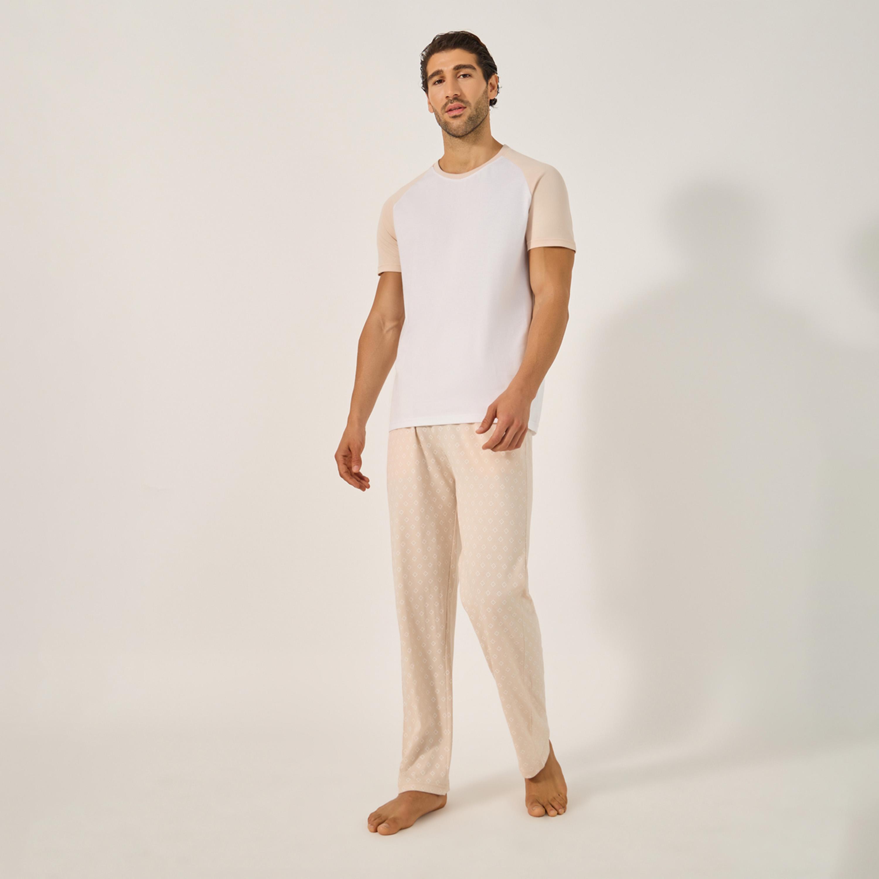 Styli Unwind Color Block Raglan Sleeve T-Shirt And Printed Pyjama Set-men-clothing-nightwear-sets-image-1