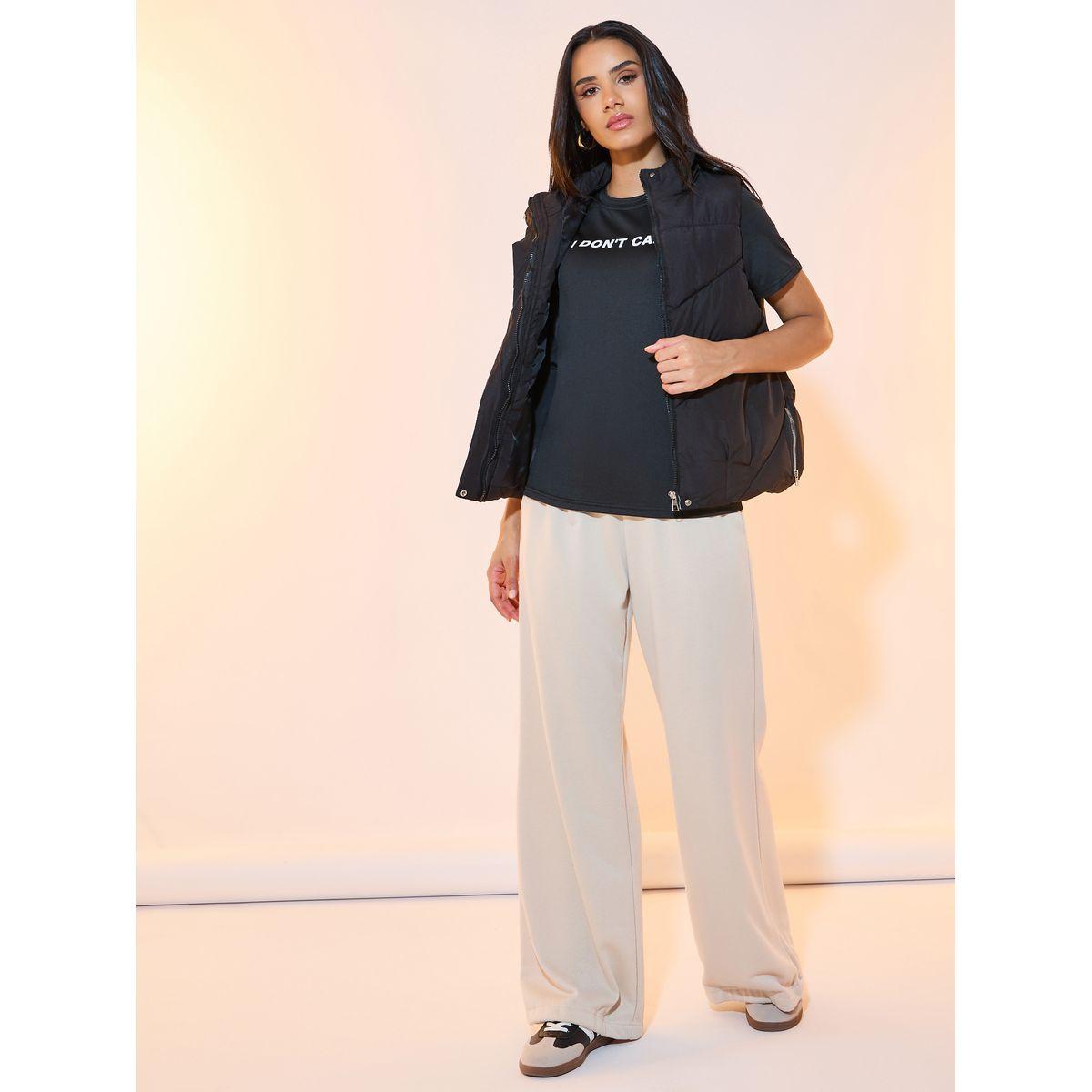 تيشيرت بقصة عادية وطبعة كتابة-women-clothing-tshirts-image-2