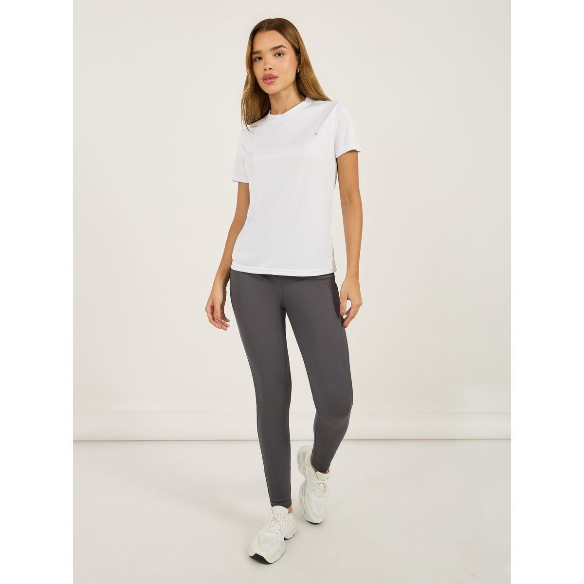 Logo Round Neck Basic Short Sleeves Top-men-clothing-sportswearandactivewear-tshirtsandpolos-image-2
