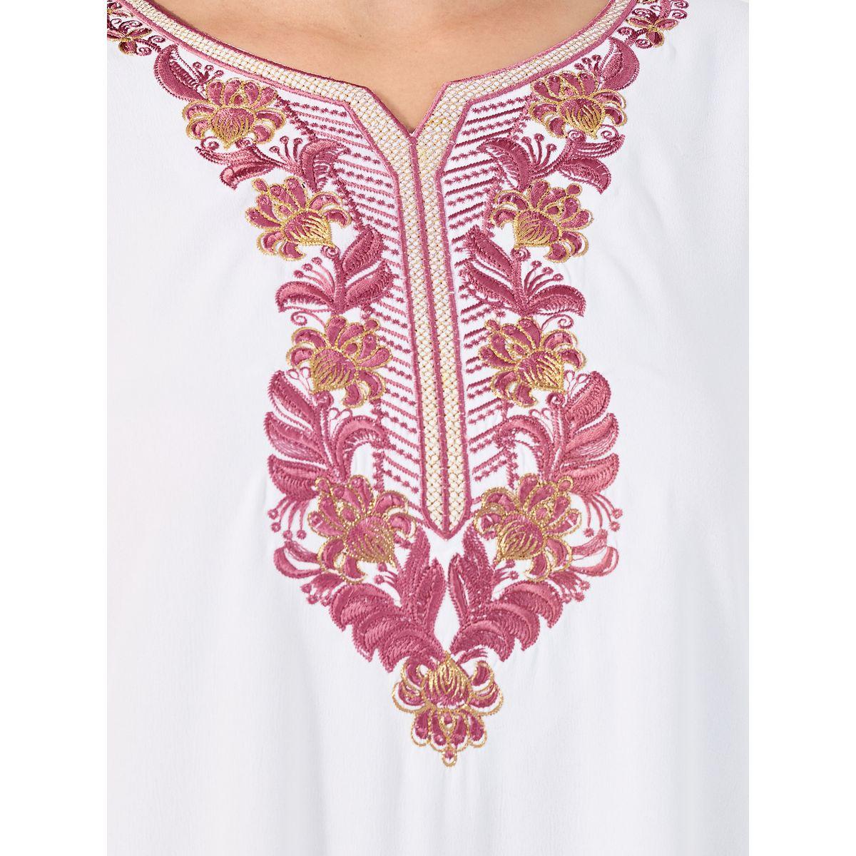 جلابية بياقة نوتش مطرزة-women-arabicclothing-jalabiyas-image-3
