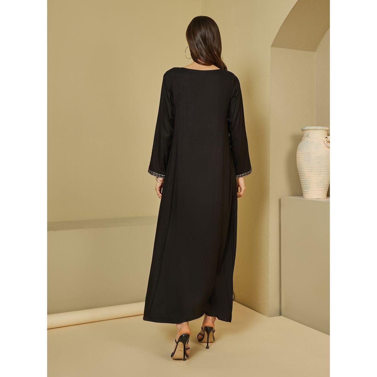 Amirah X Styli Embroidered V Neck Jalabiya-women-arabicclothing-jalabiyas-image-4