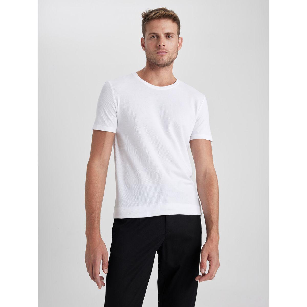 DeFacto X Styli  Solid Slim Fit Crew Neck T-Shirt-men-clothing-tshirtsandpolos-tshirts-image-1