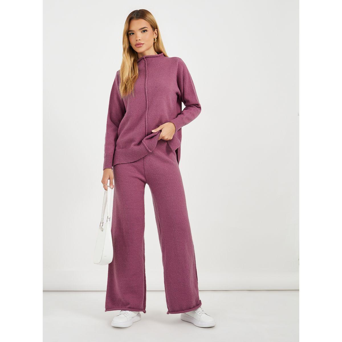 طقم منسق من بنطال وسويتر سادة بياقة دائرية-women-clothing-coordsets-image-1