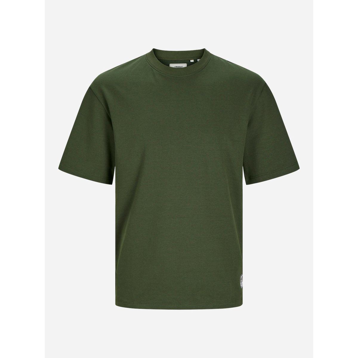 تيشيرت مزين بشارة وياقة دائرية-men-clothing-tshirtsandpolos-tshirts-image-1