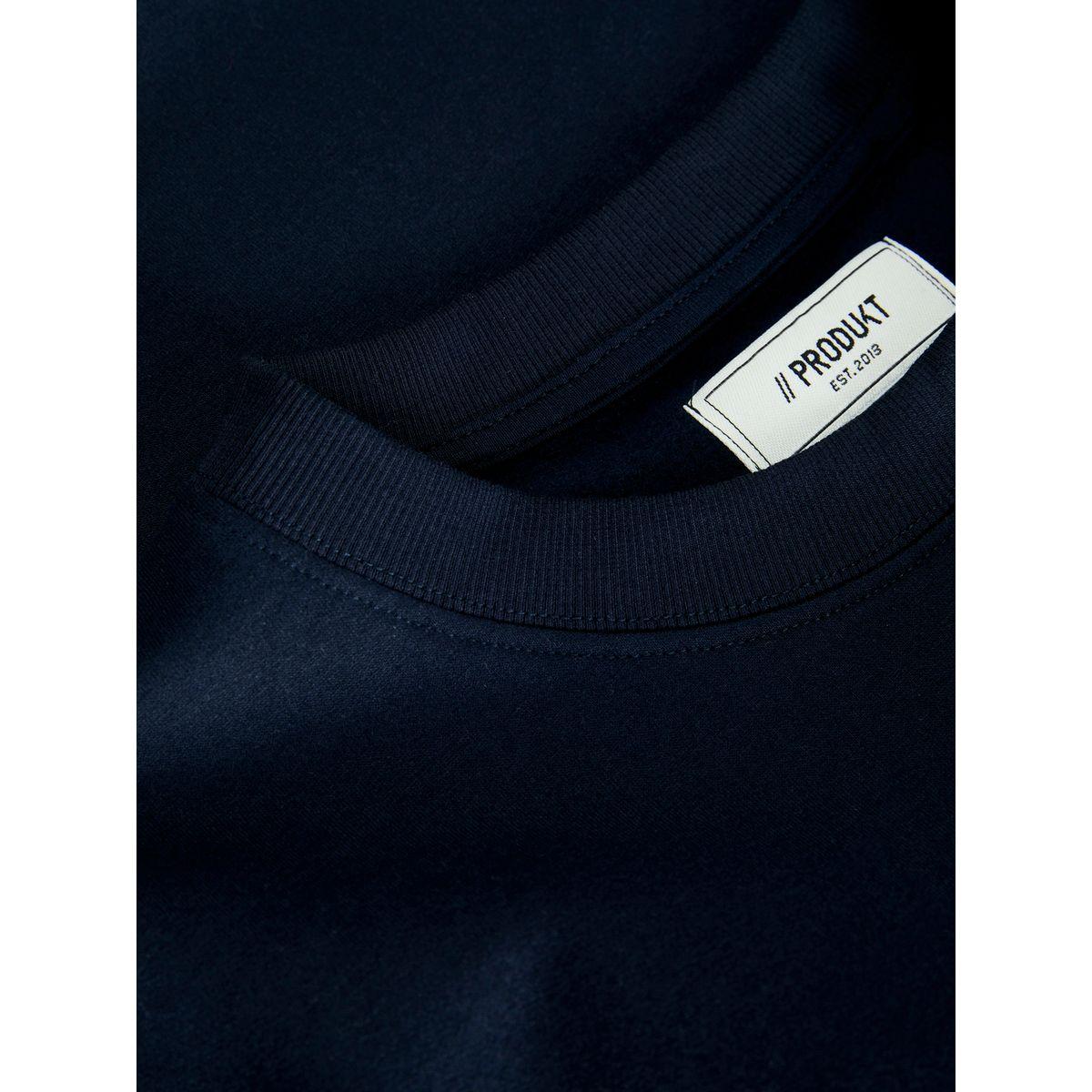 Produkt Badge Detail Crew Neck T-Shirt-men-clothing-tshirtsandpolos-tshirts-image-3