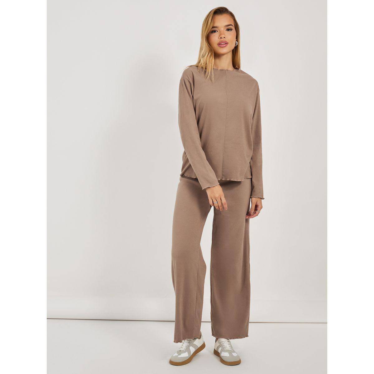 طقم منسق من جوغر بأرجل واسعة وسويت شيرت فليس-women-clothing-coordsets-image-1