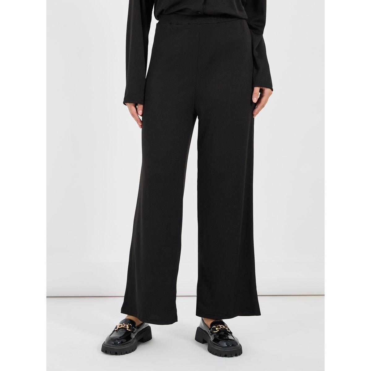 طقم منسق من بنطال وبلوزة مضلعة بقصة مريحة-women-clothing-coordsets-image-5