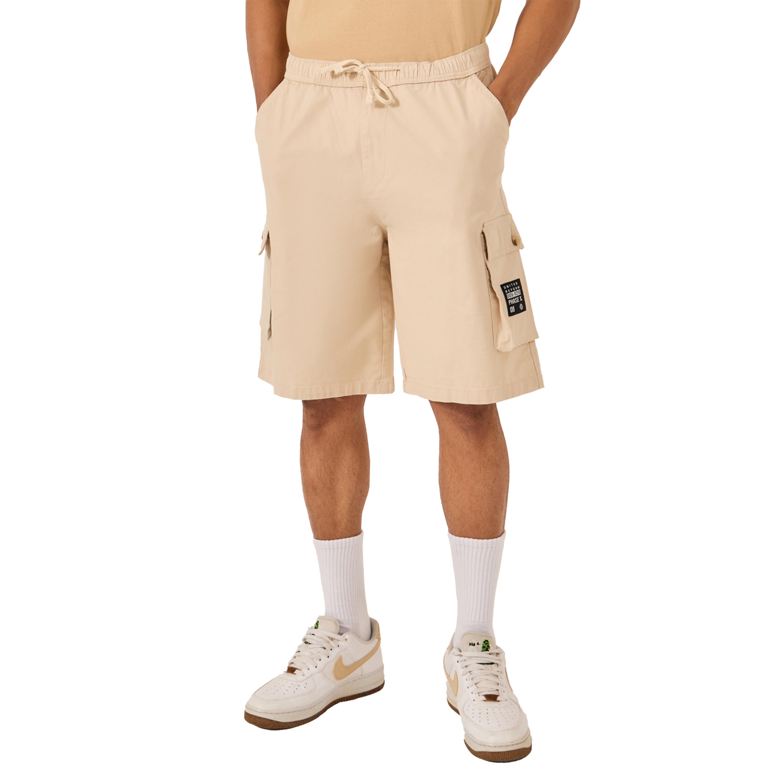 ستايلي -  شورت كارغو مقاس كبيرمع تفاصيل شارة الجيب-men-clothing-sportswearandactivewear-bottoms-shorts-image-3