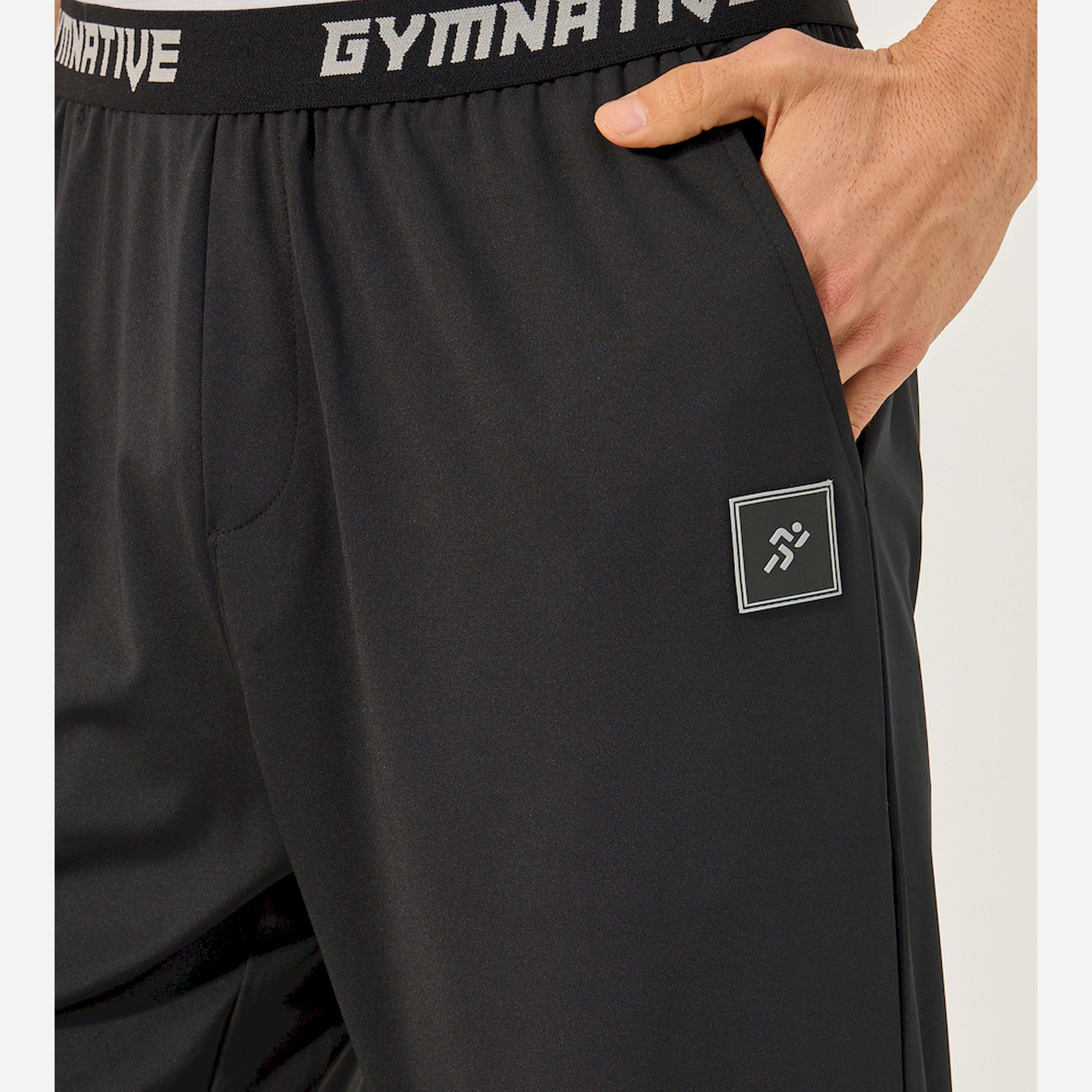 ستايلي - بنطال رياضي بقصّة نحيفة وتفاصيل شارة مع حزام خصر مطبوع-men-clothing-sportswearandactivewear-bottoms-image-3