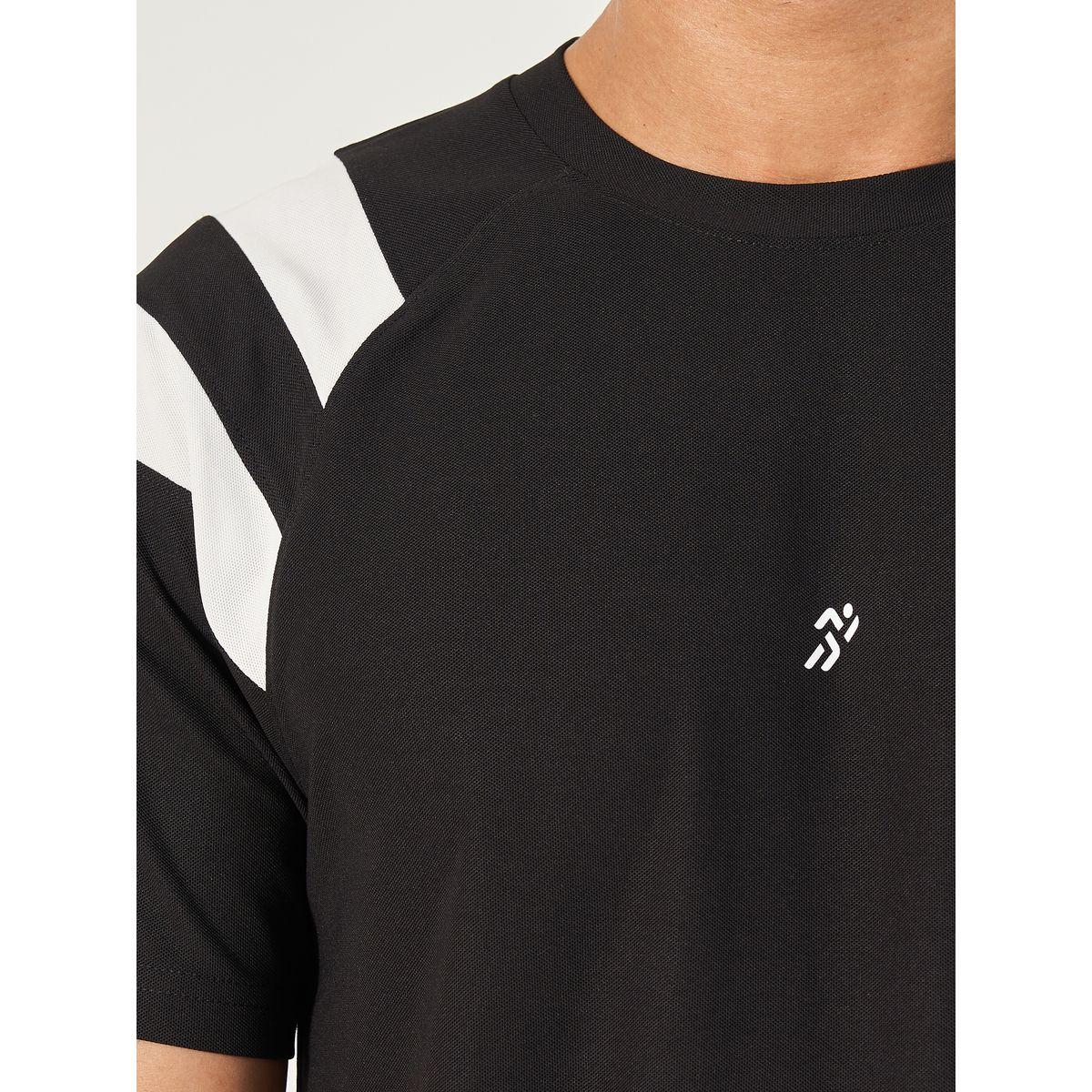تيشيرت بقصة عادية وأكمام ريجلان وأشرطة مُتباينة-men-clothing-sportswearandactivewear-tshirtsandpolos-image-3