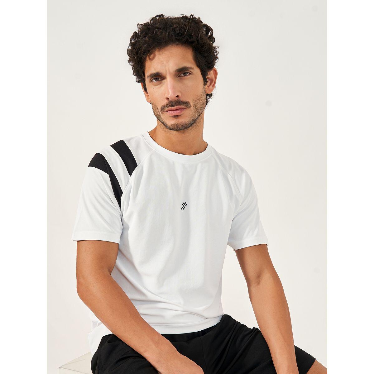 تيشيرت بقصة عادية وأكمام ريجلان-men-clothing-sportswearandactivewear-tshirtsandpolos-image-1