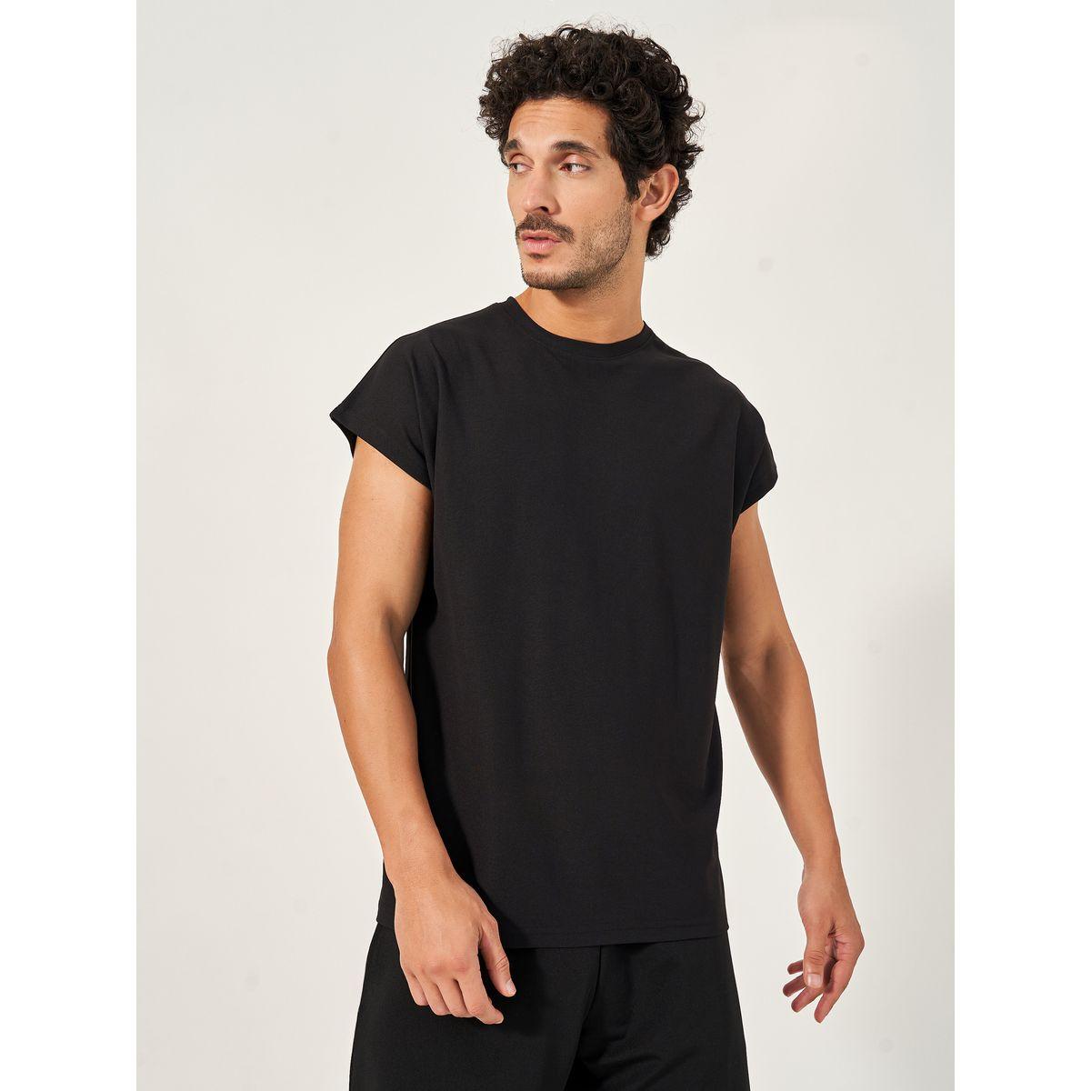 Styli Active Pique Knit Oversized Back Graphic T-Shirt-men-clothing-sportswearandactivewear-tshirtsandpolos-image-4