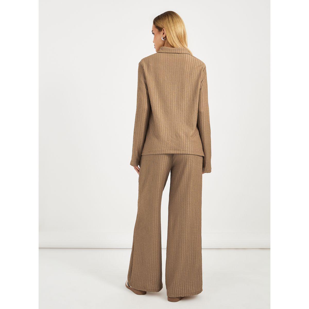 طقم منسق من بنطال بأرجل واسعة وبلوزة فضفاضة-women-clothing-coordsets-image-4