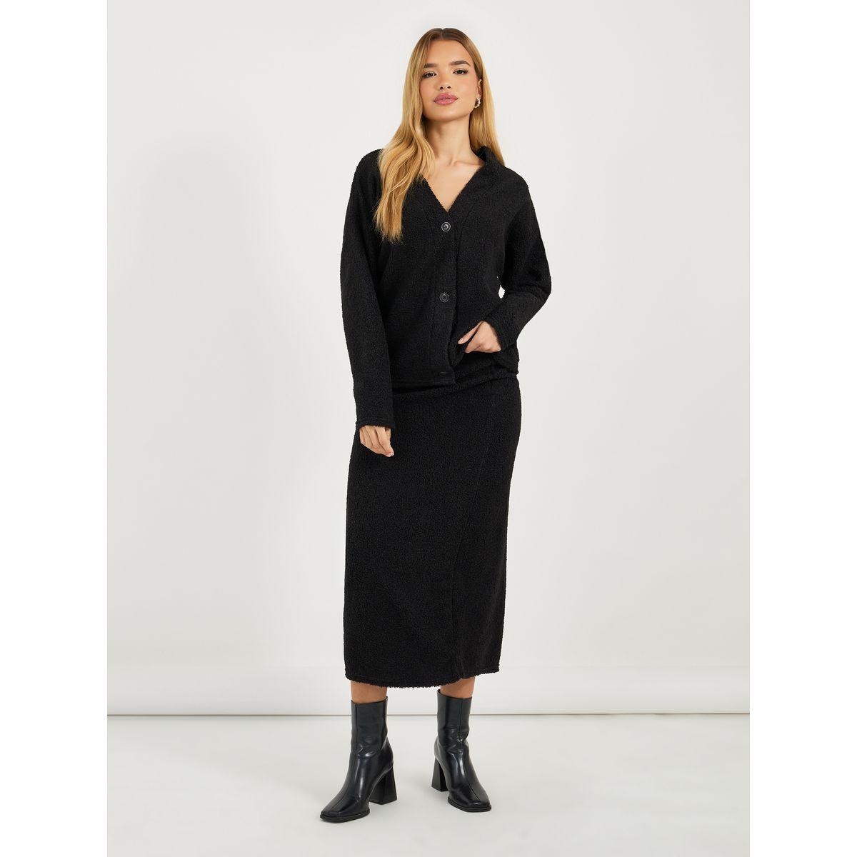 طقم منسق من تنورة مع بلوزة بفرو صناعي وأزرار-women-clothing-coordsets-image-1