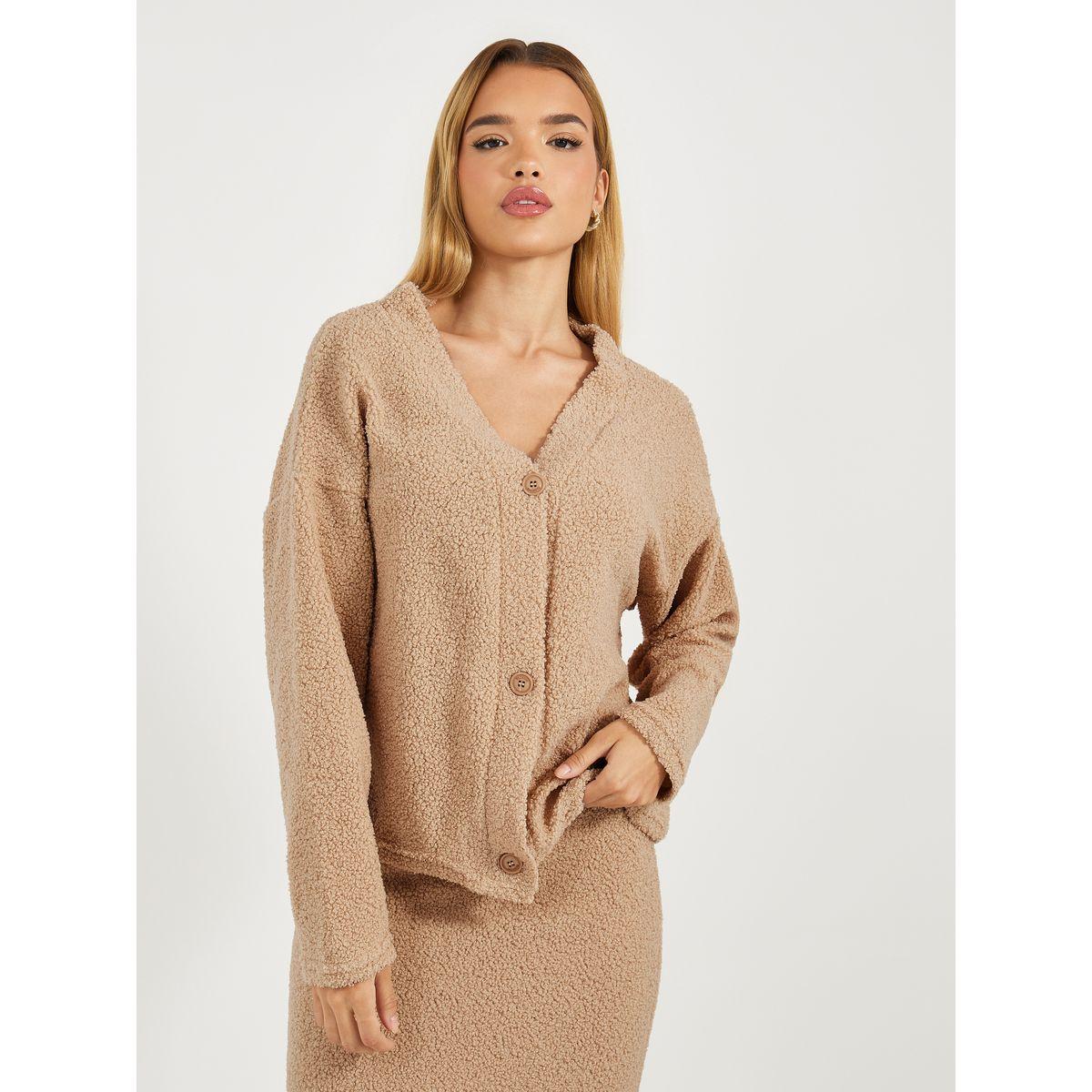 طقم منسق من تنورة وبلوزة مزينة بفرو صناعي-women-clothing-coordsets-image-2