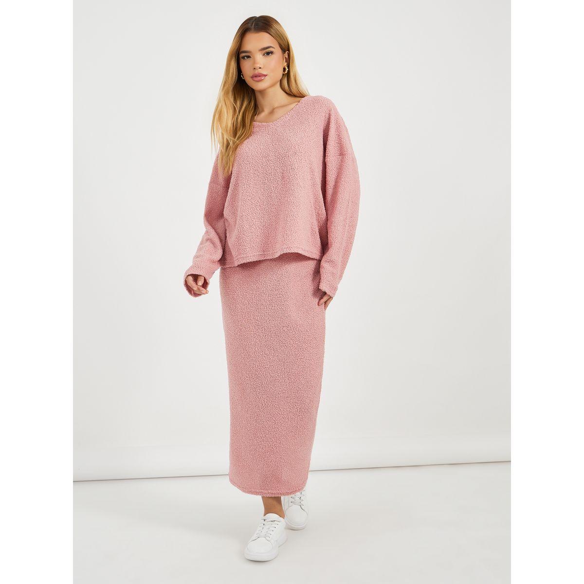 طقم منسق من تنورة وبلوزة محبوكة بفرو صناعي-women-clothing-coordsets-image-1