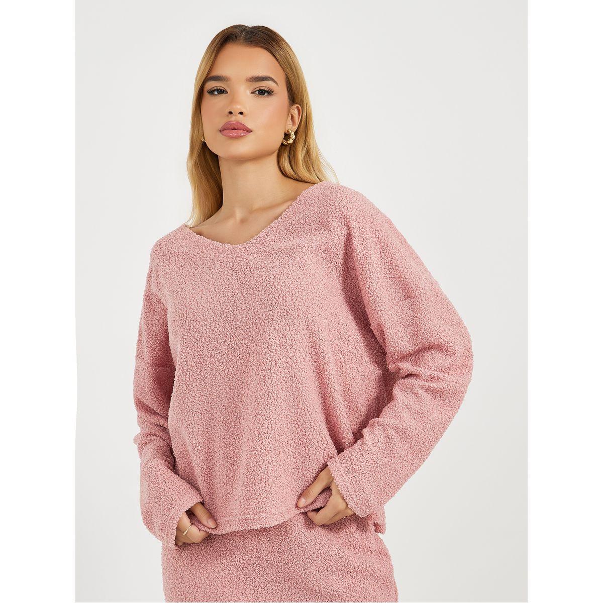 طقم منسق من تنورة وبلوزة محبوكة بفرو صناعي-women-clothing-coordsets-image-2