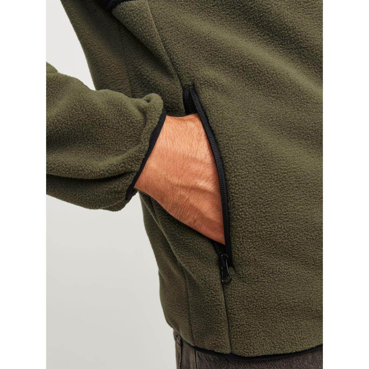 جاكيت فليس بتفاصيل مُتباينة وجيوب بسحَّاب-men-clothing-jacketsandblazers-jackets-image-3