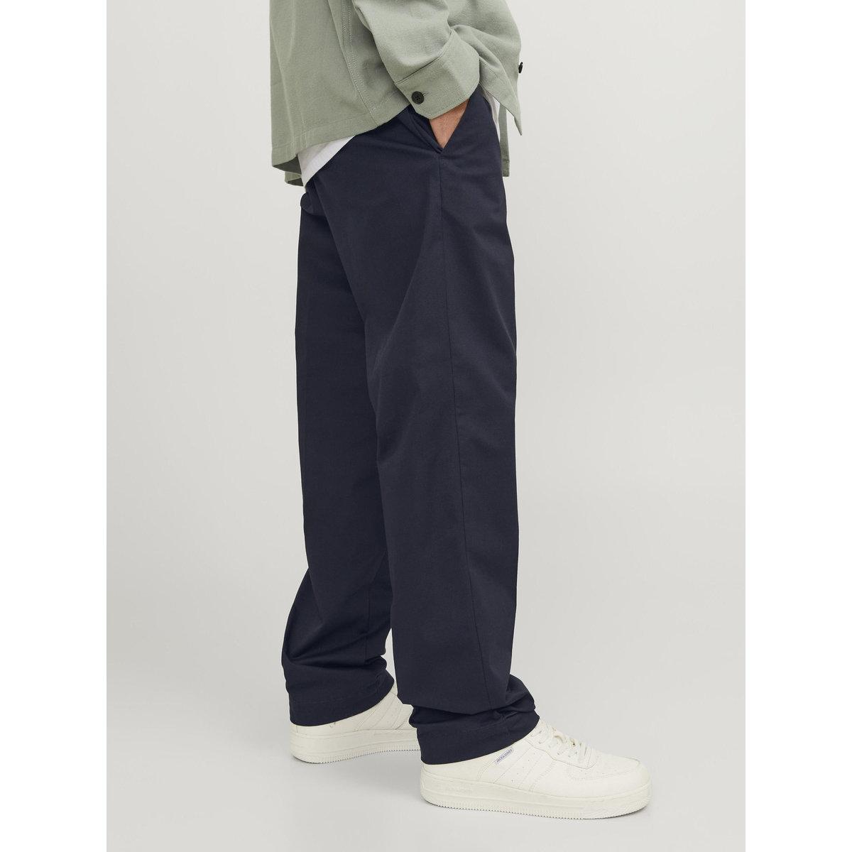 بنطال تشينو بقصة مريحة وجيوب-men-clothing-bottoms-trousersandchinos-trousers-image-2