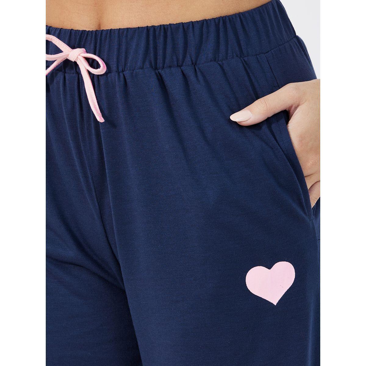 طقم من بنطال بيجاما وتيشيرت بطبعة كتابة وأكتاف منخفضة-women-clothing-nightwear-pyjamas-longsets-image-7