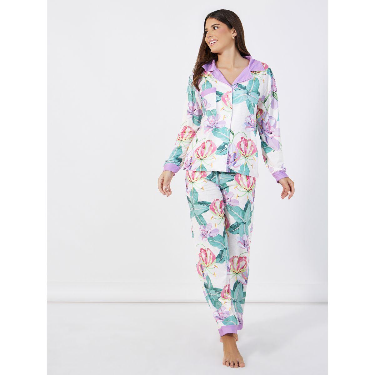 طقم من بنطال بيجاما وبلوزة بطبعة زهور-women-clothing-nightwear-pyjamas-longsets-image-1